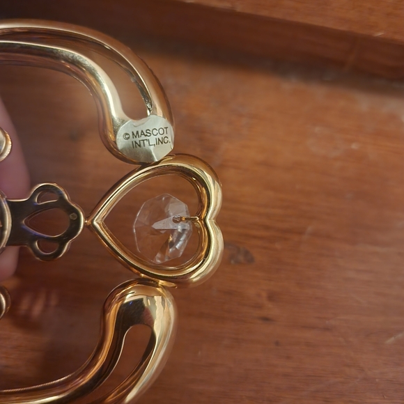 24K Gold Plated Cross in Heart w/Swarovski Crystal - Picture 4 of 6